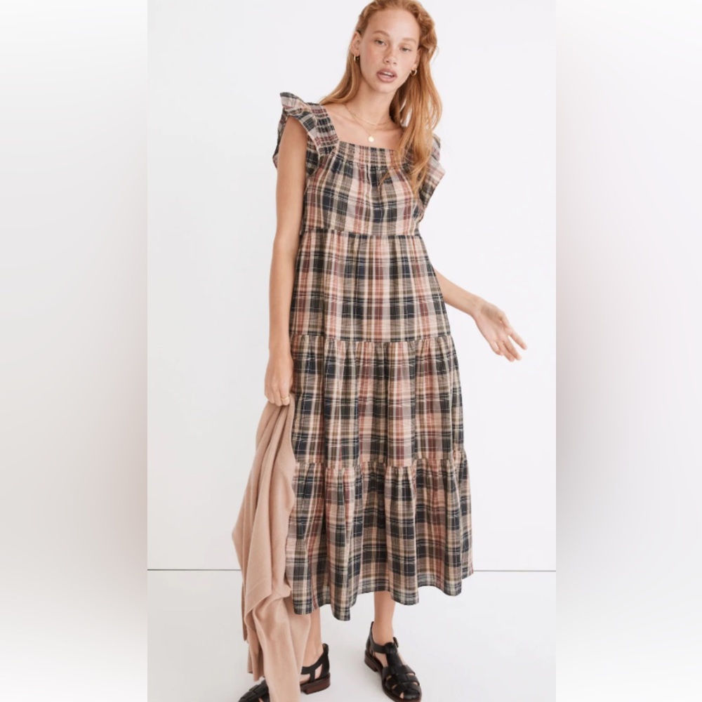 Madewell flutter sleeve tiered midi dress in plaid size M